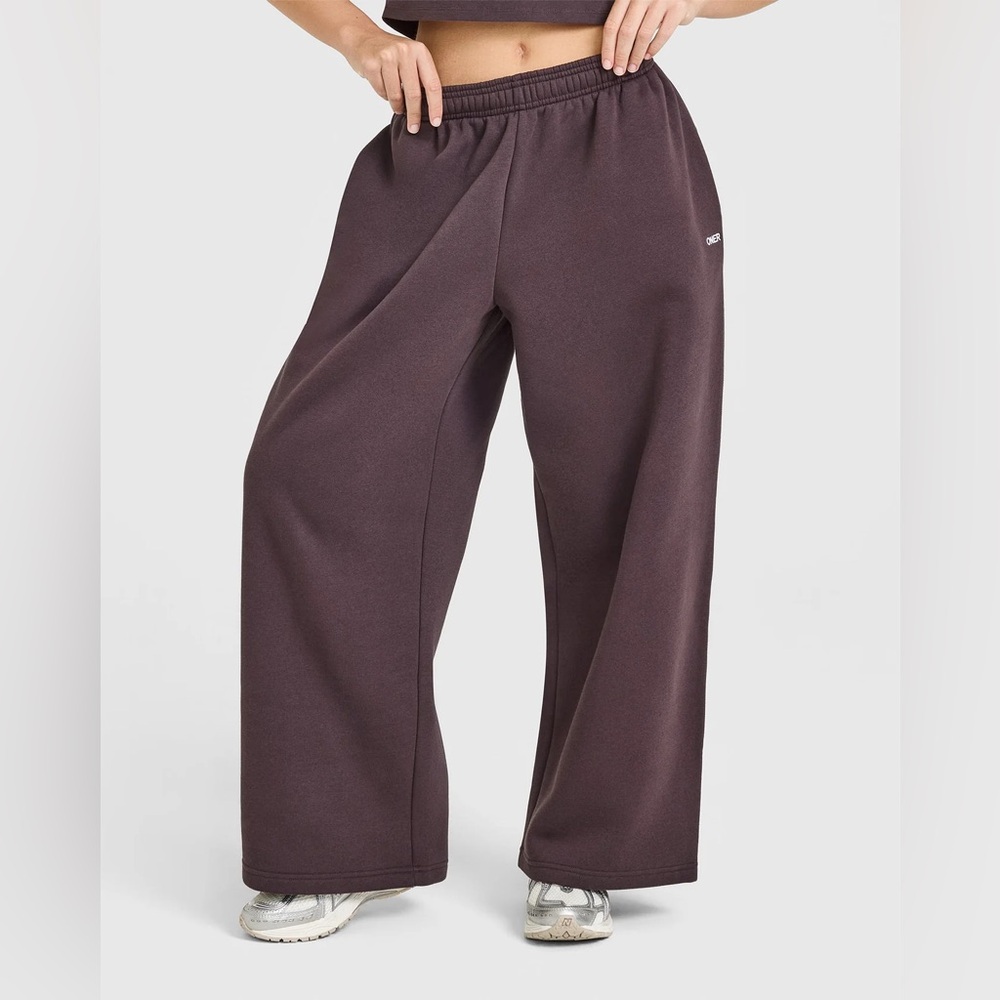 ONER ACTIVE FOUNDATIONS OVERSIZED STRAIGHT LEG SWEATPANTS